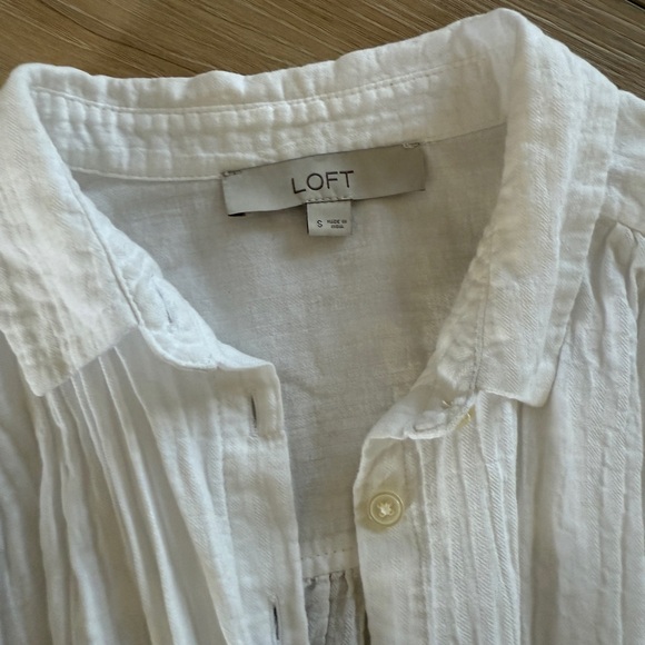 LOFT Women’s Cream Casual Flowy Button Down Lightweight Beachwear Top Size Small - Picture 5 of 6